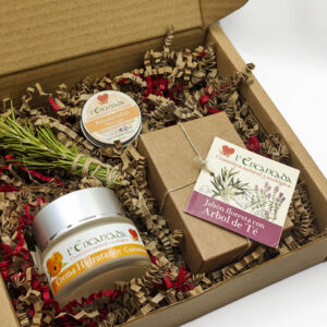 Young Ecopack, in a recycled cardboard box.